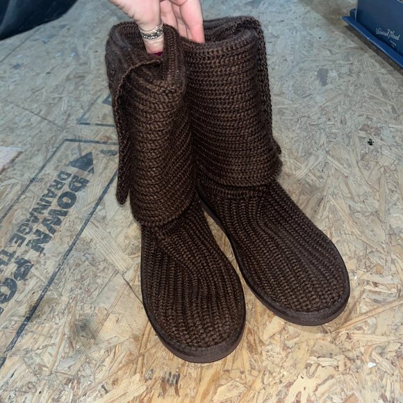 Ugg Australia knit uggs size 6 - Picture 2 of 4